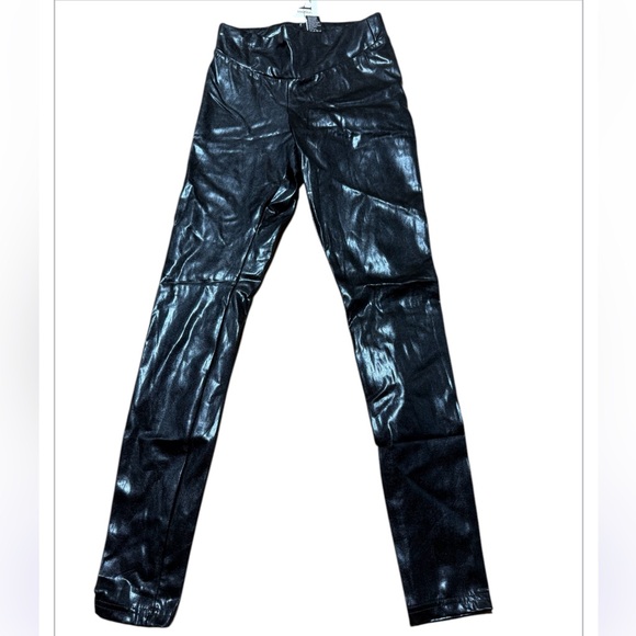 Women’s HUE Black XS Body Gloss Leggings NEW - Picture 4 of 4